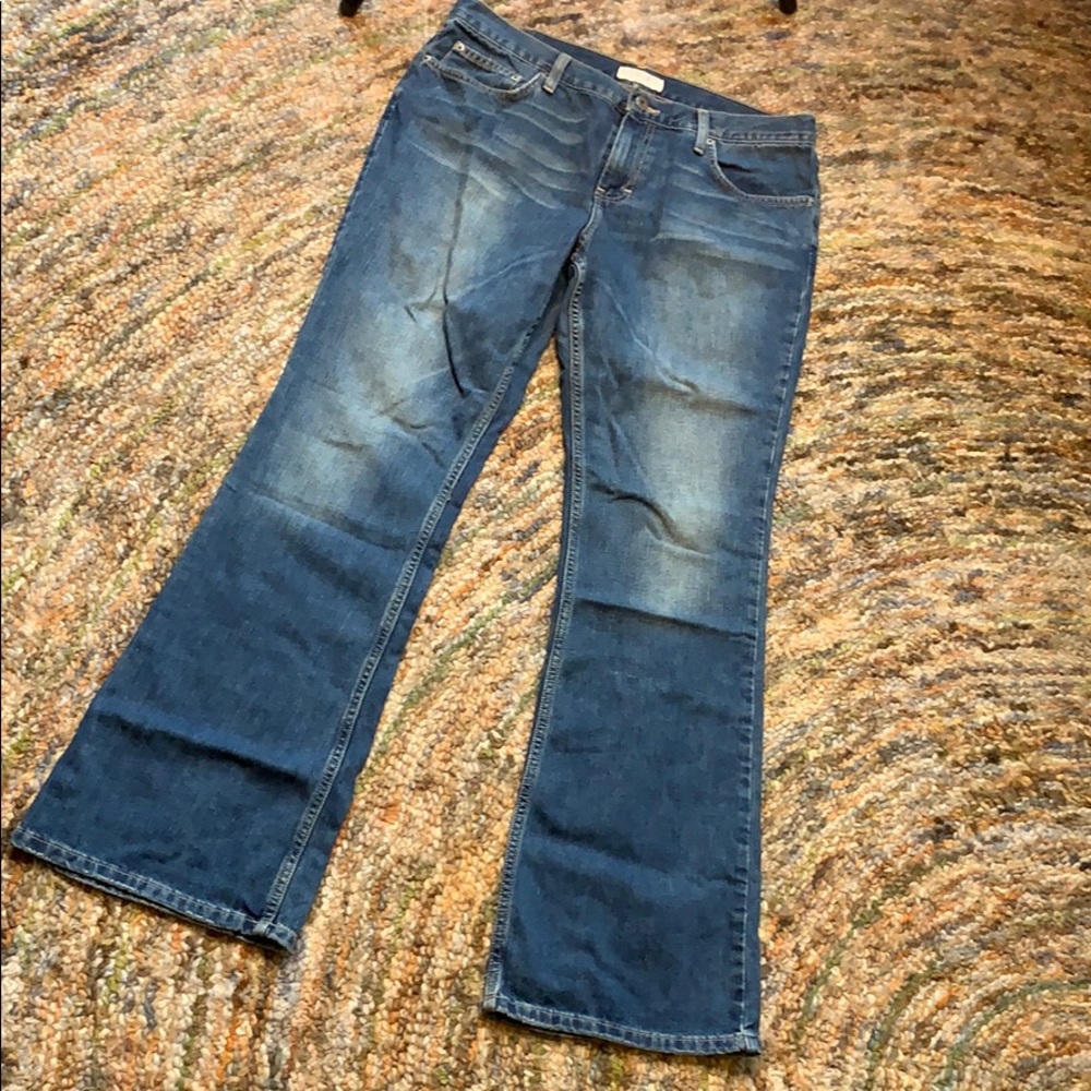 American Eagle Outfitters Favorite jeans 12